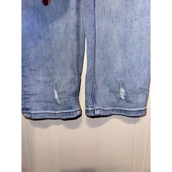 Vervet Straight Leg High Rise Distressed Jeans  Size 30 - Picture 8 of 16